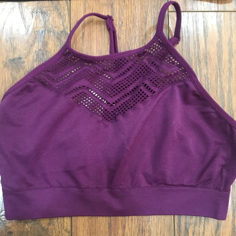 Razorback Cris Cross Sports Bras - Picture 4 of 7